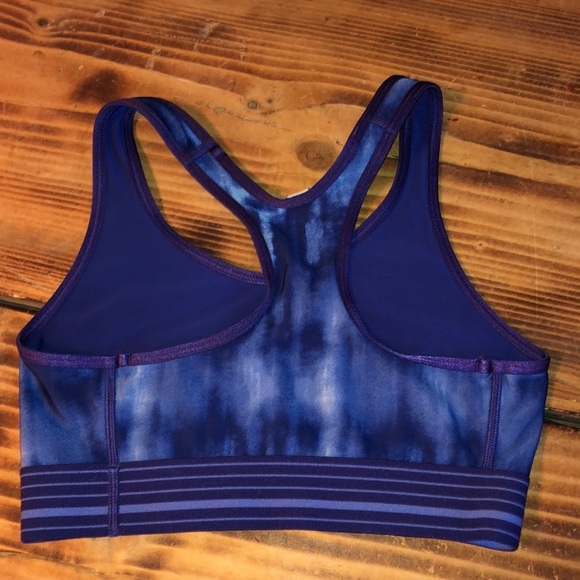 Under Armour kids sports bra blue small/XS active wear sports wear gym clothing‌ - Picture 3 of 3